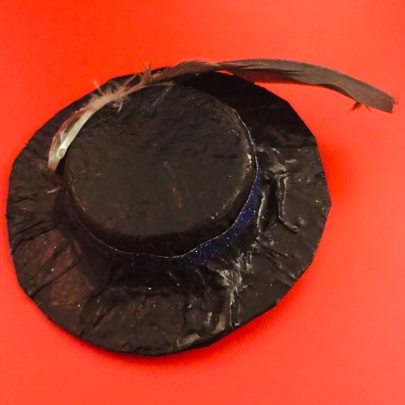 Fed Hat Pin/Brooch/Pendant - Picture 9 of 16